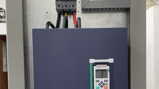 TABLERO DE CONTROL PARA 75HP, VARIADOR DE 100HP